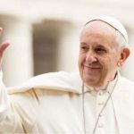 No domingo da Santíssima Trindade papa afirma: “Viver a unidade, mesmo na diferença”